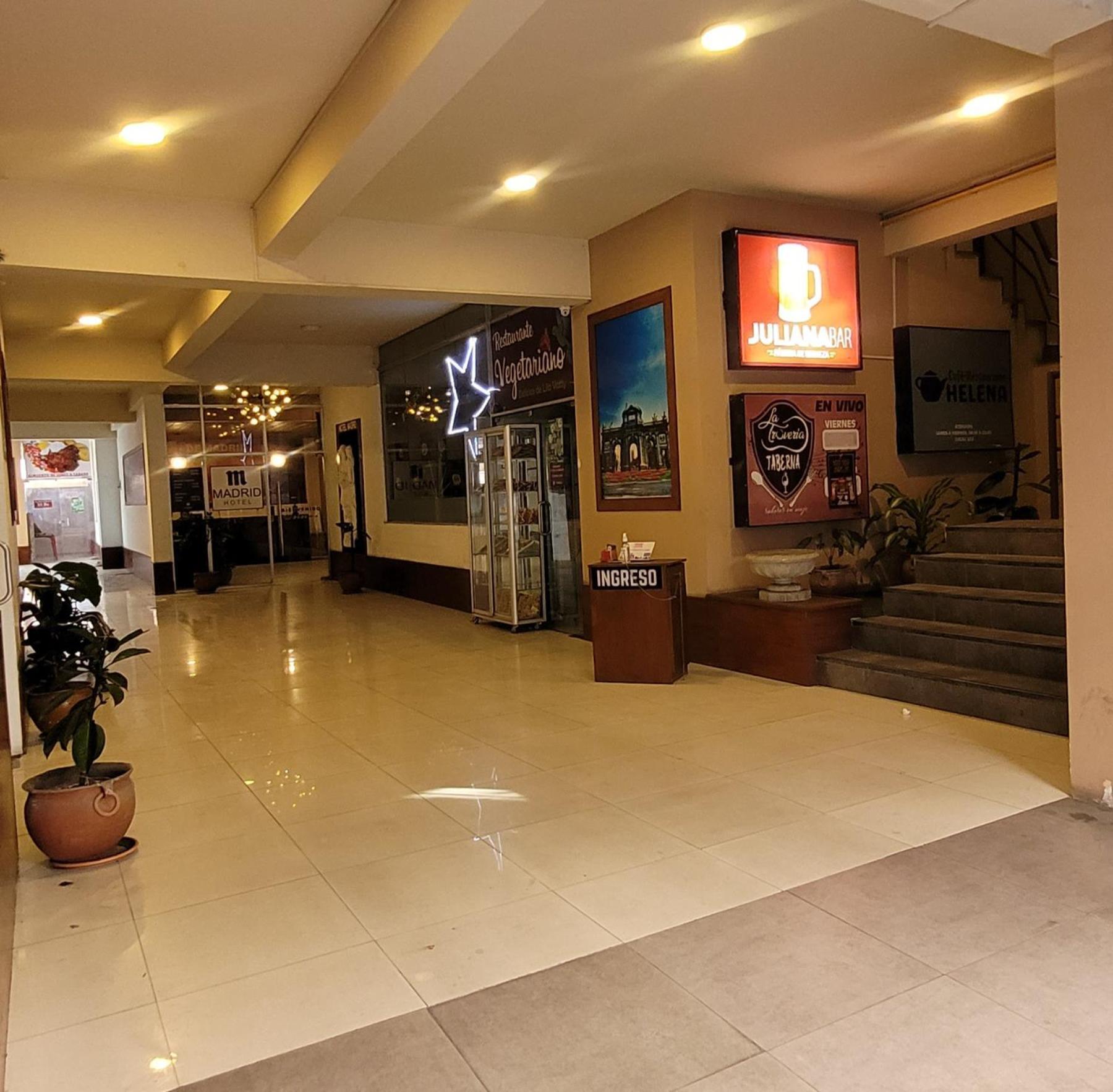 Madrid Hotel La Paz